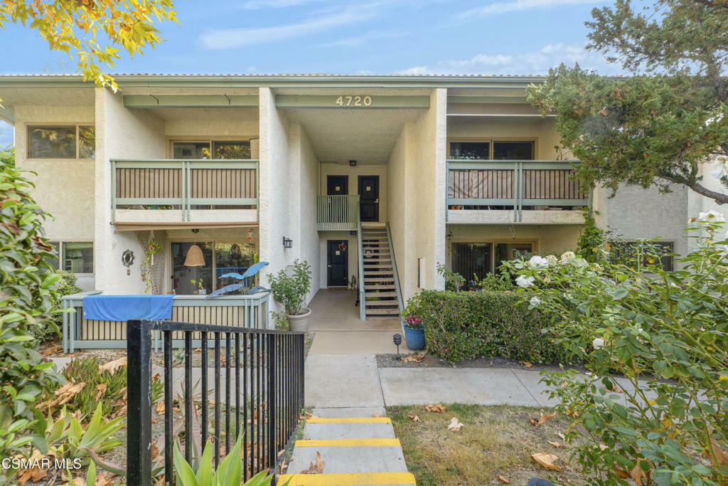 Property Photo:  4720 Park Granada 212  CA 91302 