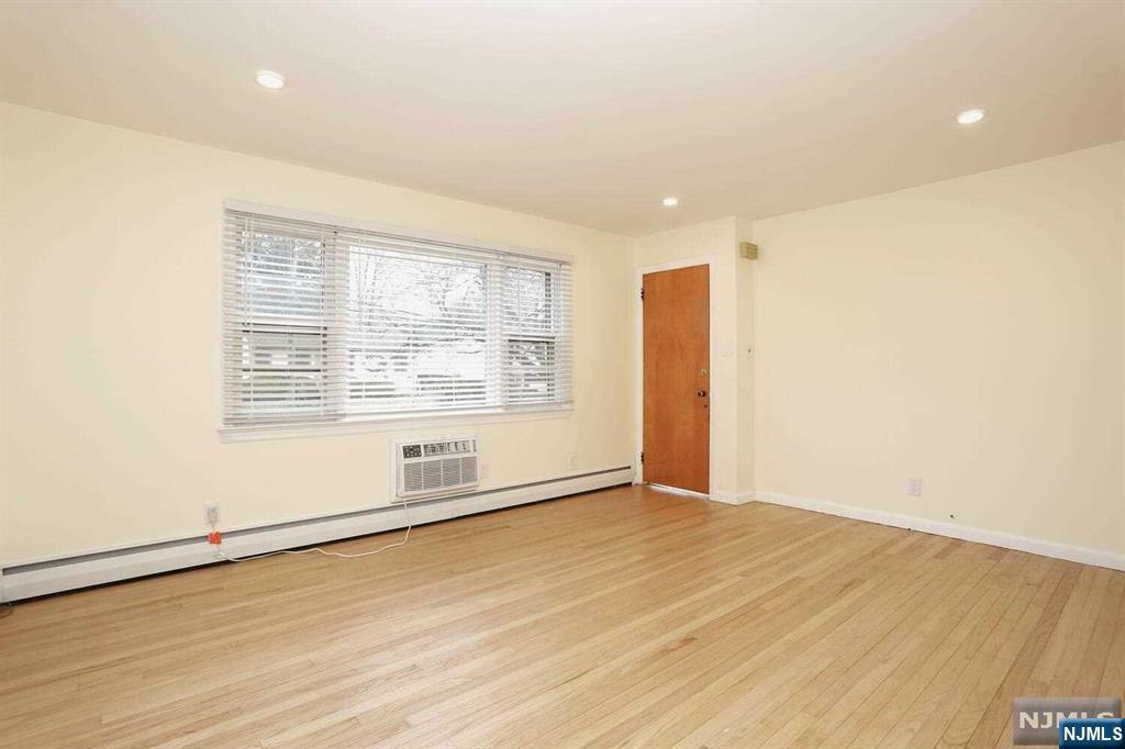 Property Photo:  42 E Prospect Street  NJ 07463 