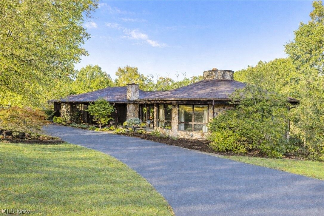 Property Photo:  72 W Wildwood Drive  WV 26101 