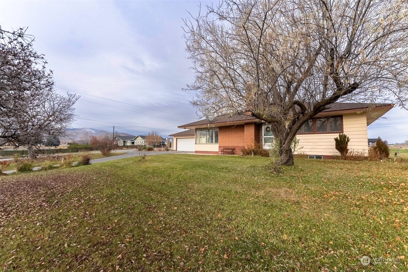 Property Photo:  77 - C  Miller Road  WA 98841 