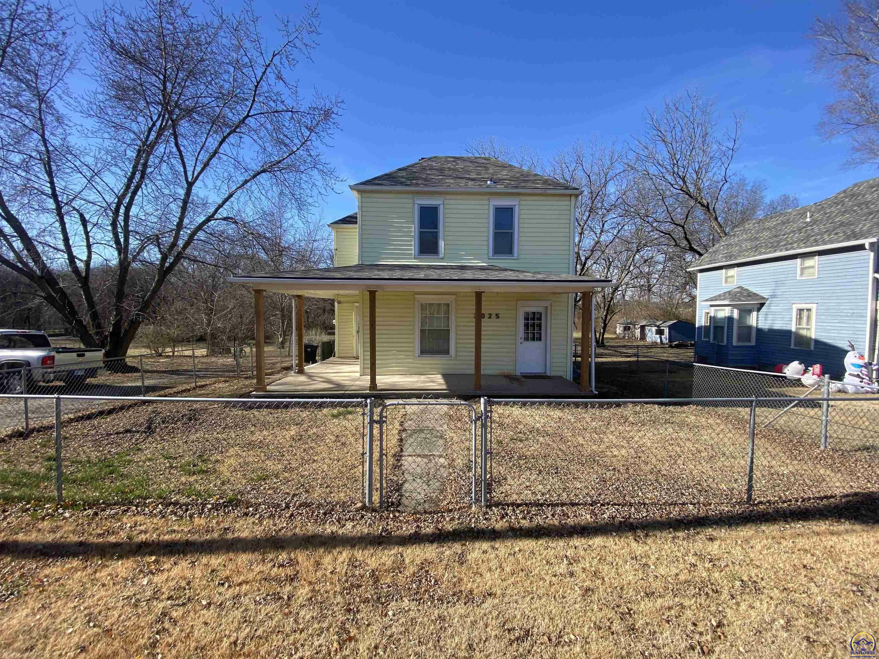 Property Photo:  7025 SE Berryton Rd  KS 66409 