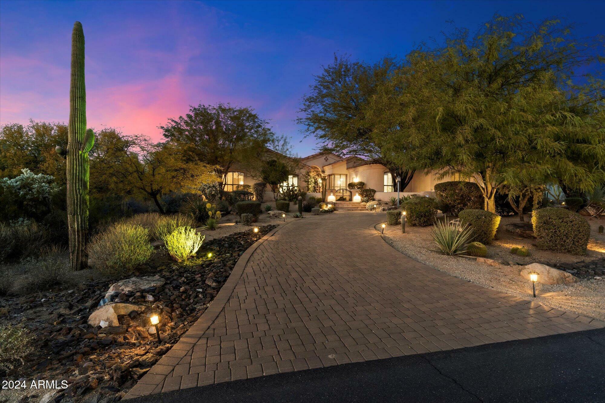 Property Photo:  25255 N Ranch Gate Road  AZ 85255 