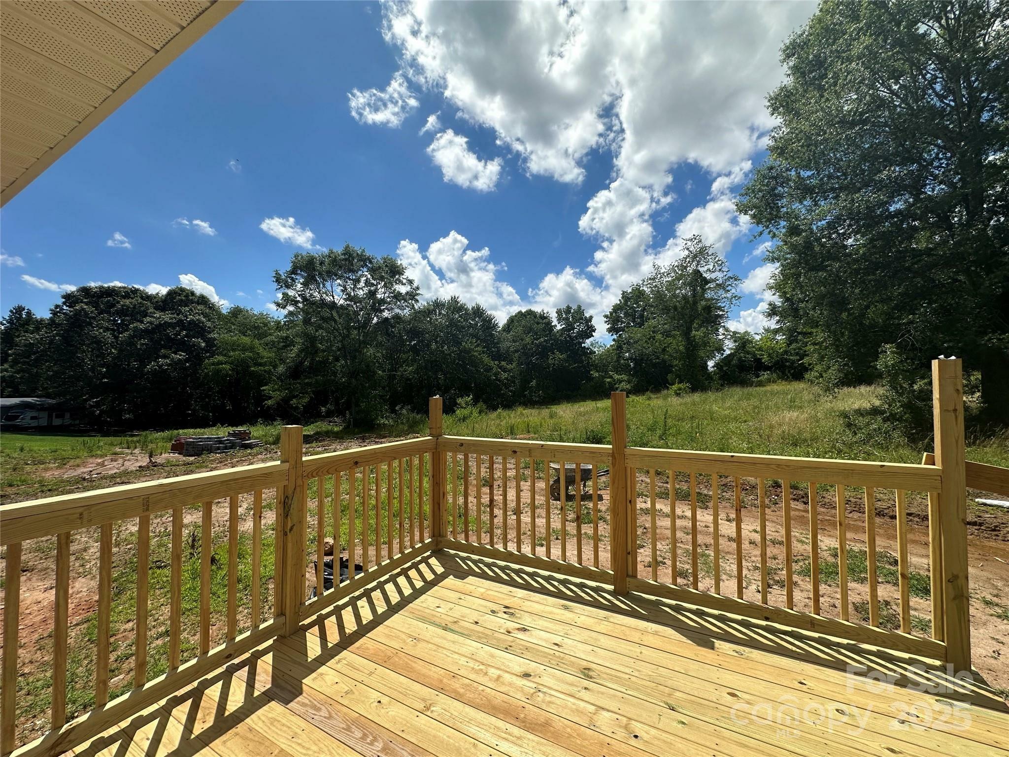 Property Photo: 184 Maplewood Lane NC 28681