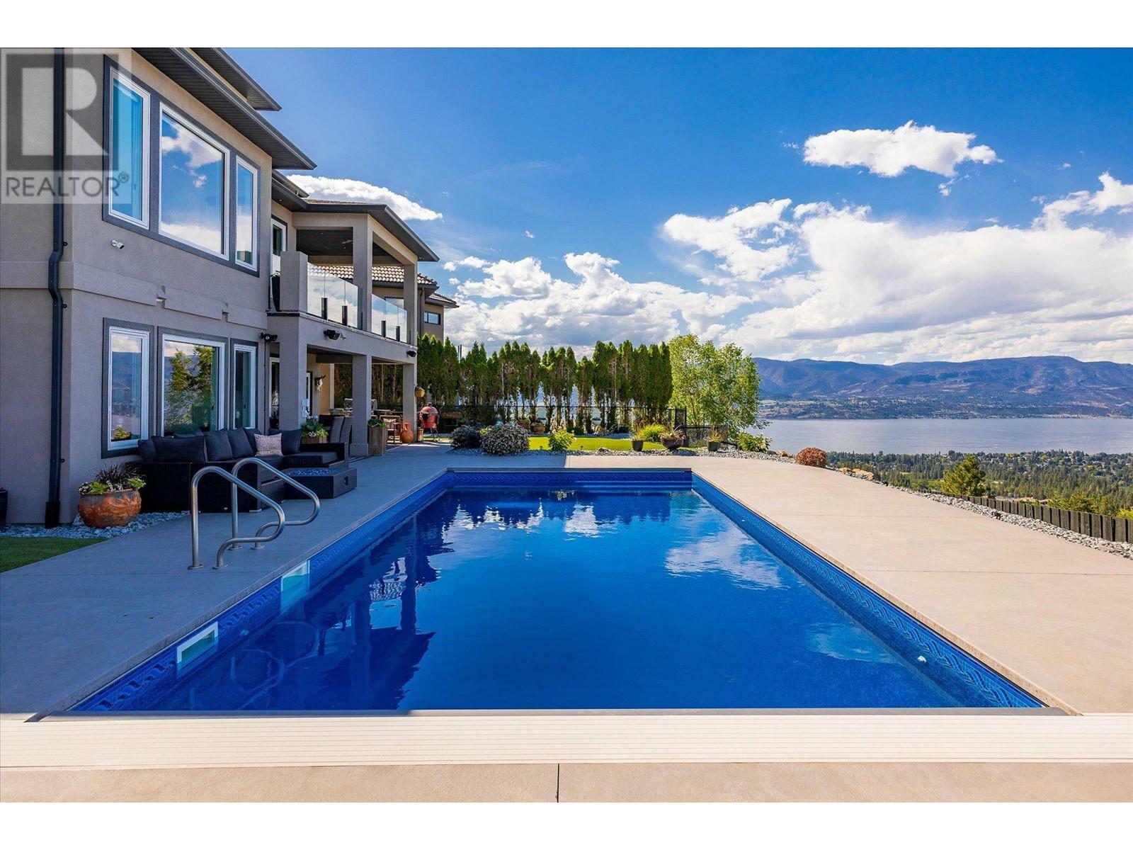 750 Kuipers Crescent  Kelowna BC V1W 5H4 photo