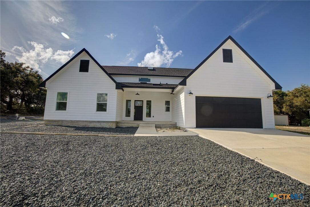 1090 Arcadia Drive  Canyon Lake TX 78133 photo