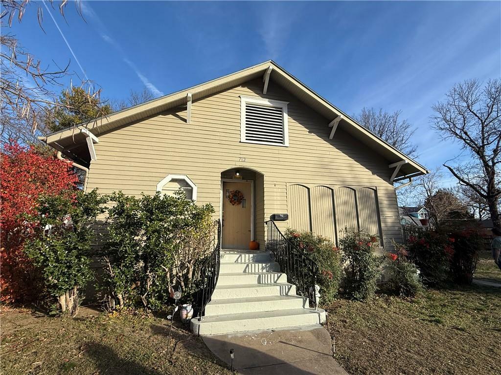 Property Photo:  712 Washington Street  KS 67301 