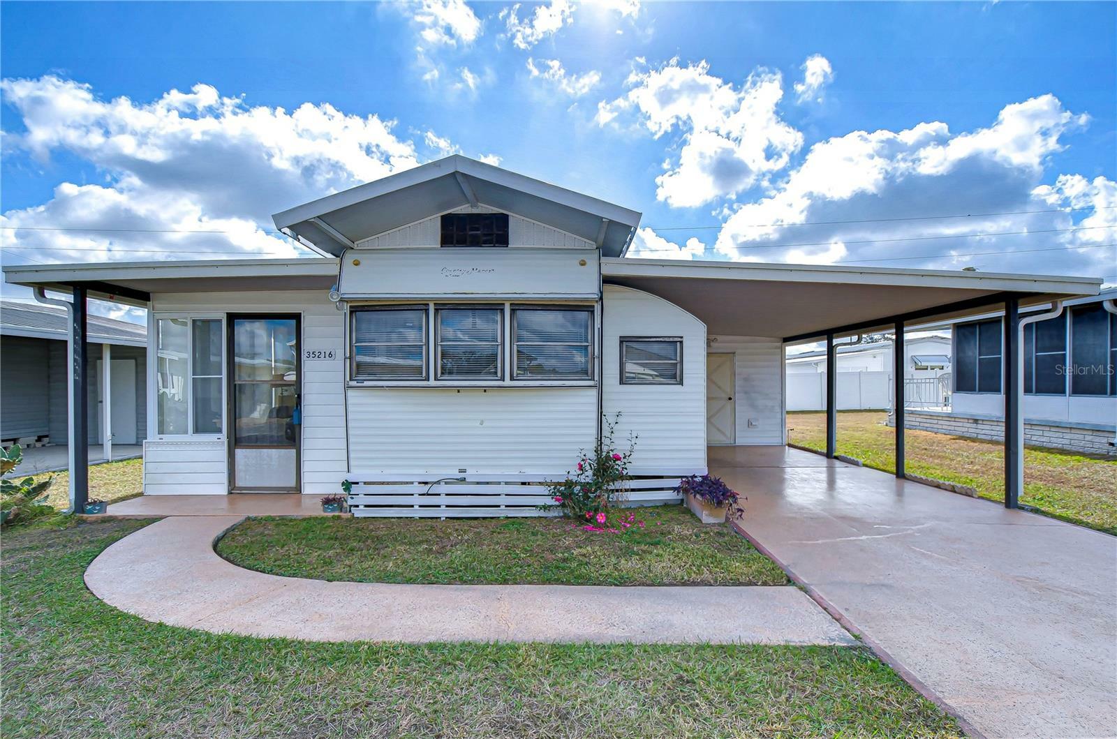 Property Photo: 35216 Dodie Drive FL 33541