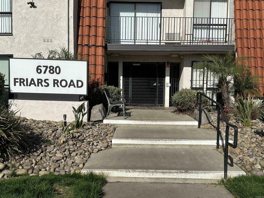 Property Photo:  6780 Friars Rd 220  CA 92108 