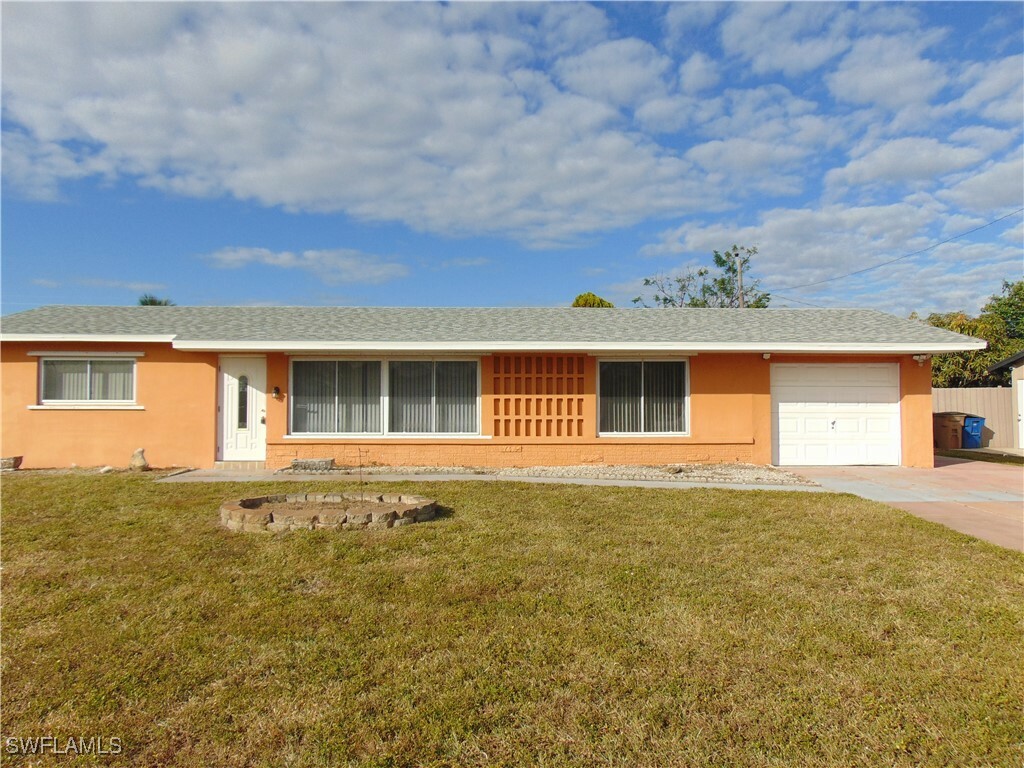 1415 Huntdale Street E  Lehigh Acres FL 33936 photo