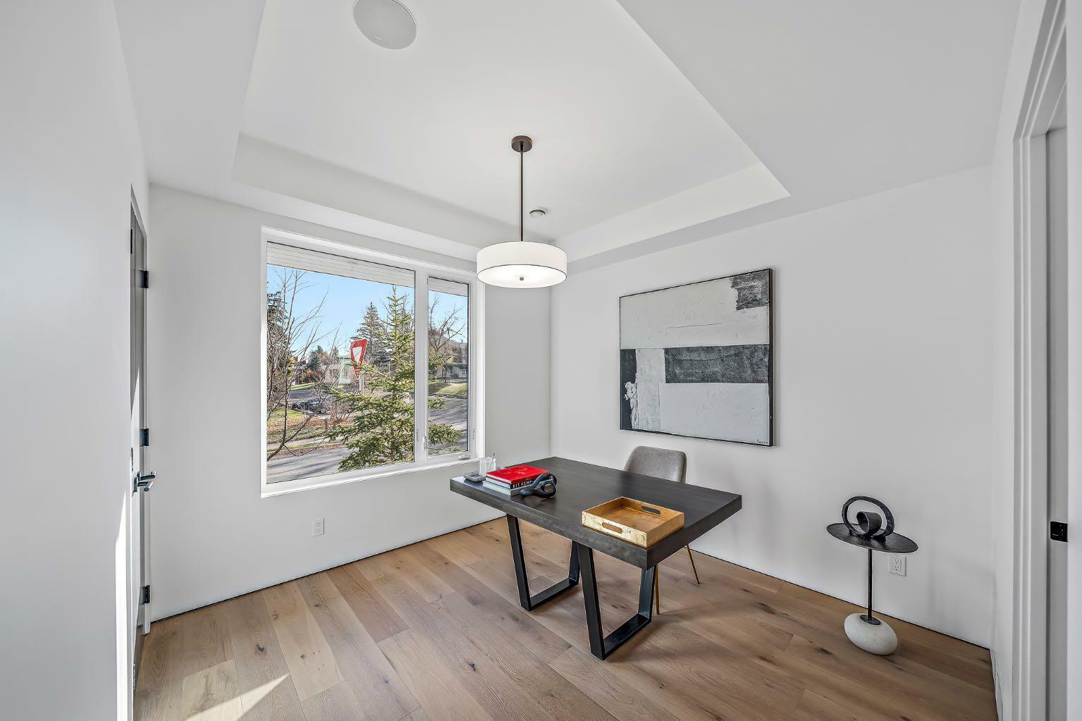 Property Photo: 2301 13 Street NW AB T2M 1T8