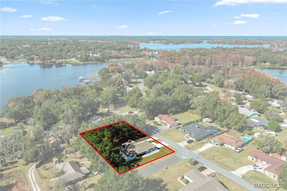 Property Photo: 2316 S Shelly Avenue FL 34450
