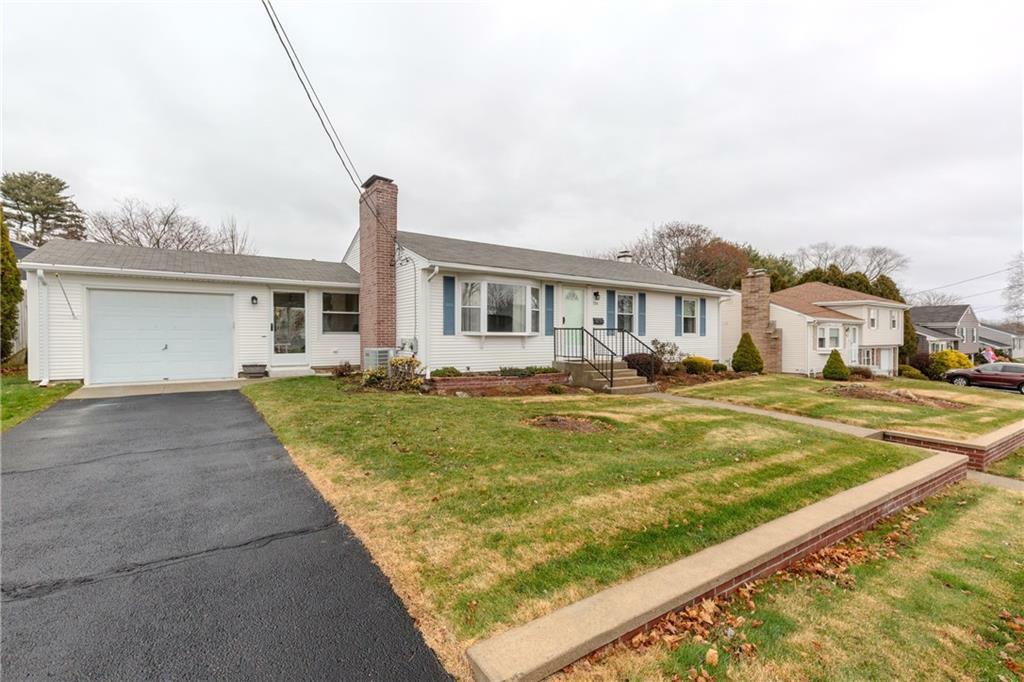 Property Photo:  104 Howland Avenue  RI 02914 