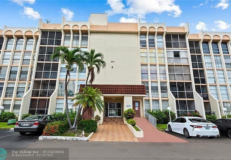 701 Three Islands Blvd 317  Hallandale Beach FL 33009 photo