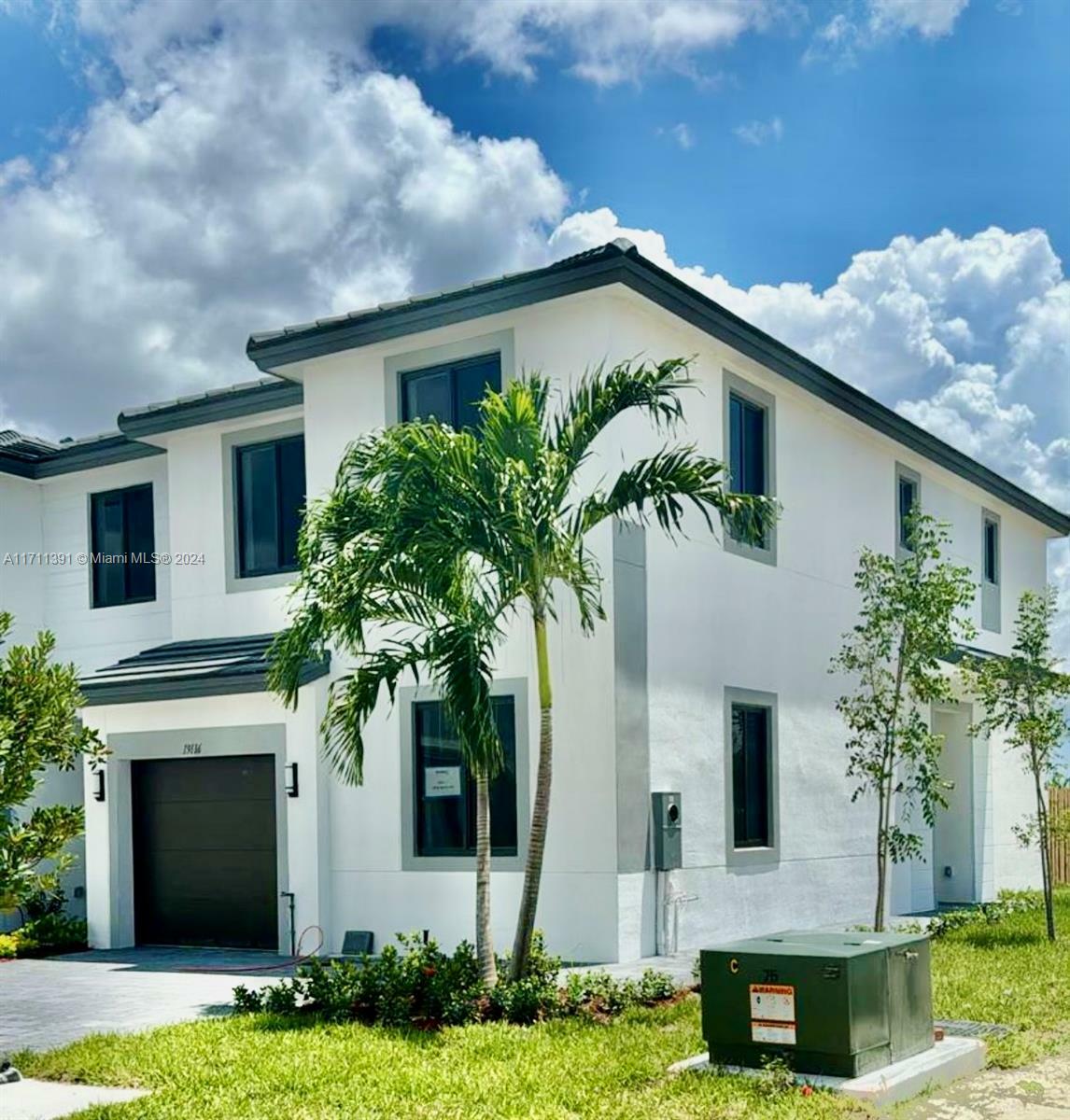 Property Photo: 19116 SW 345 Ter FL 33034