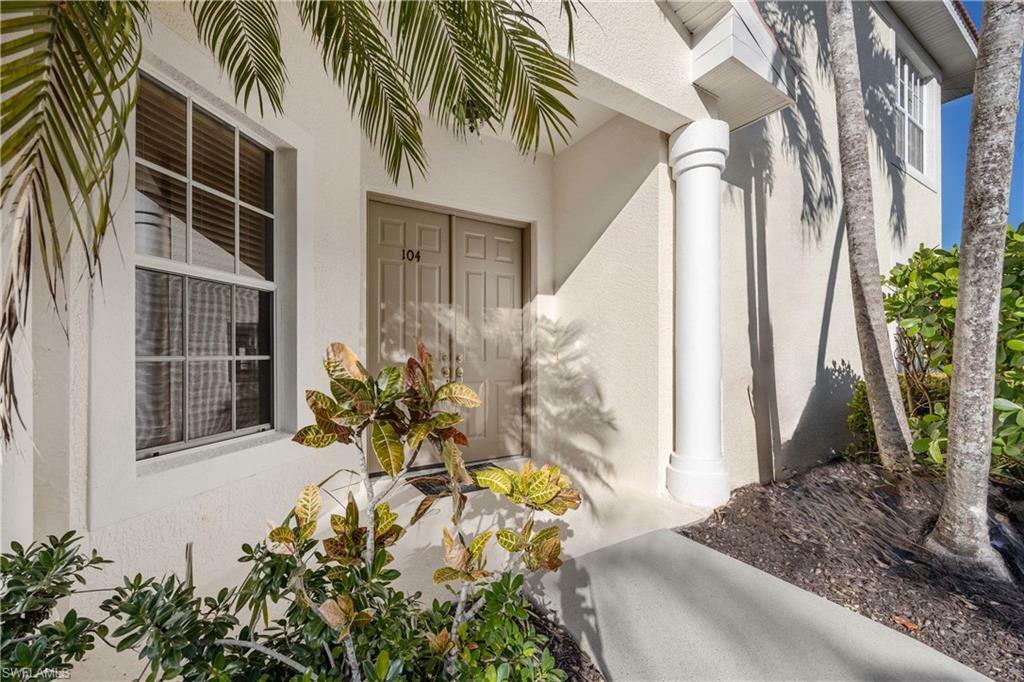 Property Photo: 4660 Winged Foot Ct 104 FL 34112