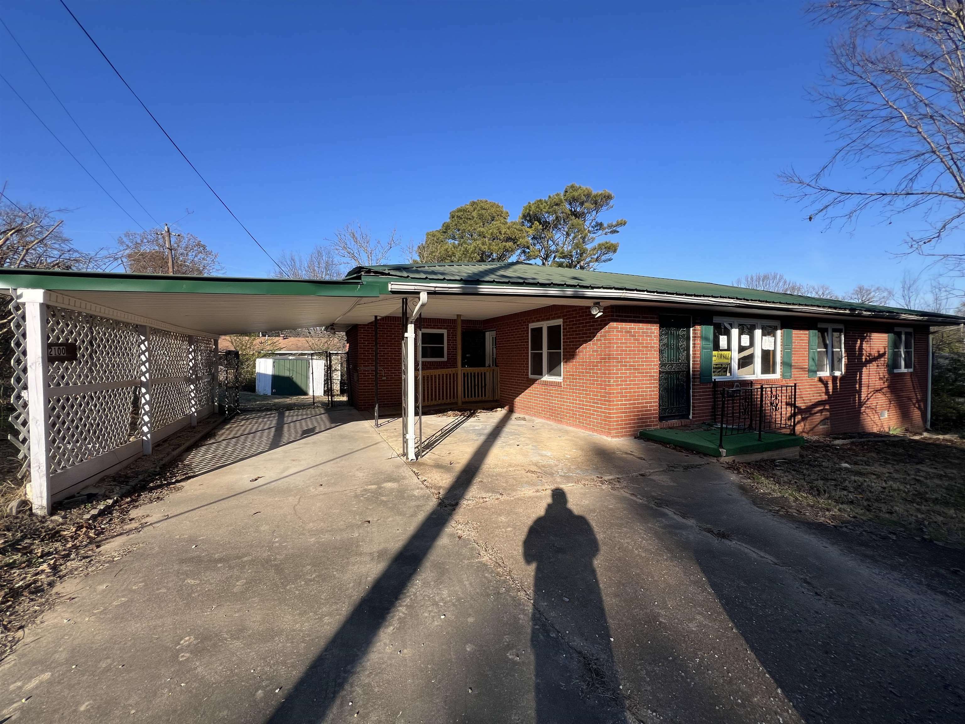 Property Photo: 2100 Lee Street AR 72455