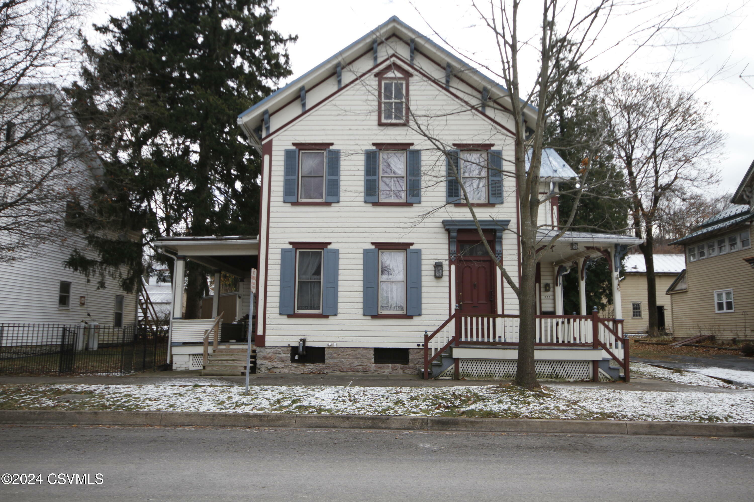 Property Photo:  533 Market Street  PA 17844 