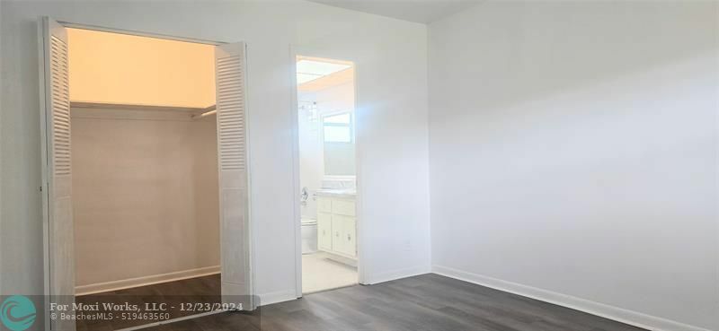 Property Photo:  5041 W Oakland Park Blvd 105  FL 33313 