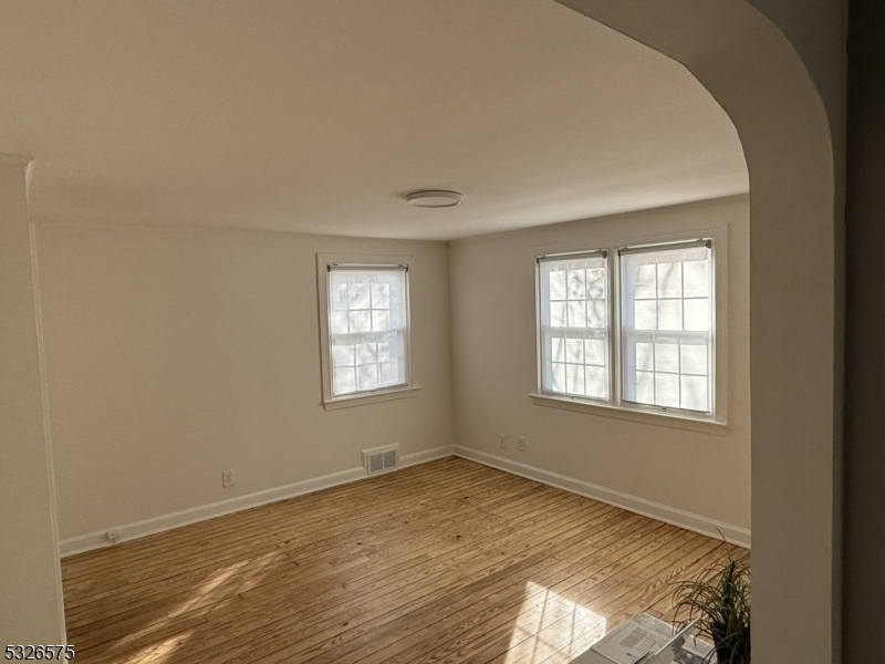 Property Photo:  74 Caldwell Pl  NJ 07081 