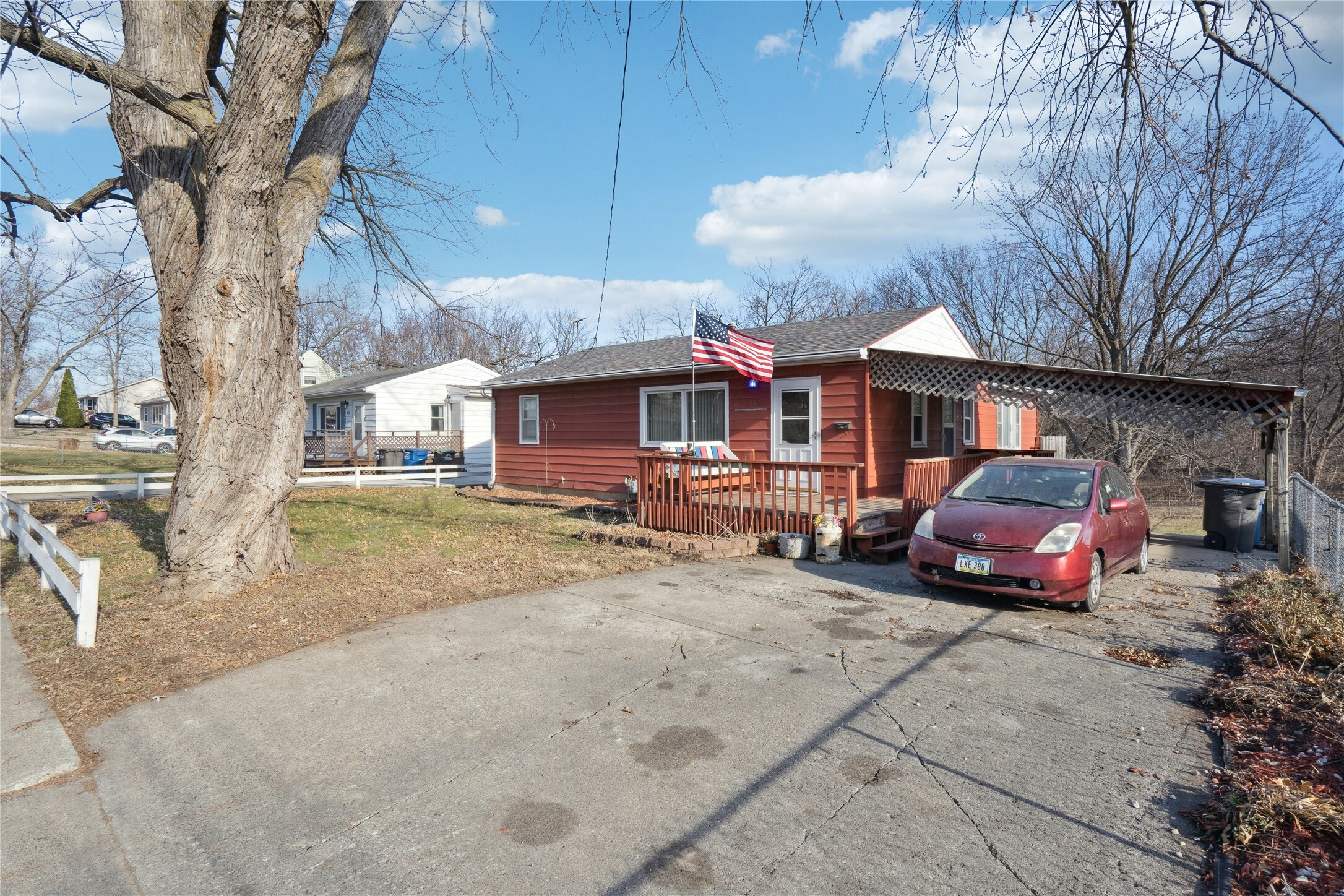 Property Photo:  2825 SE 8th Court  IA 50315 