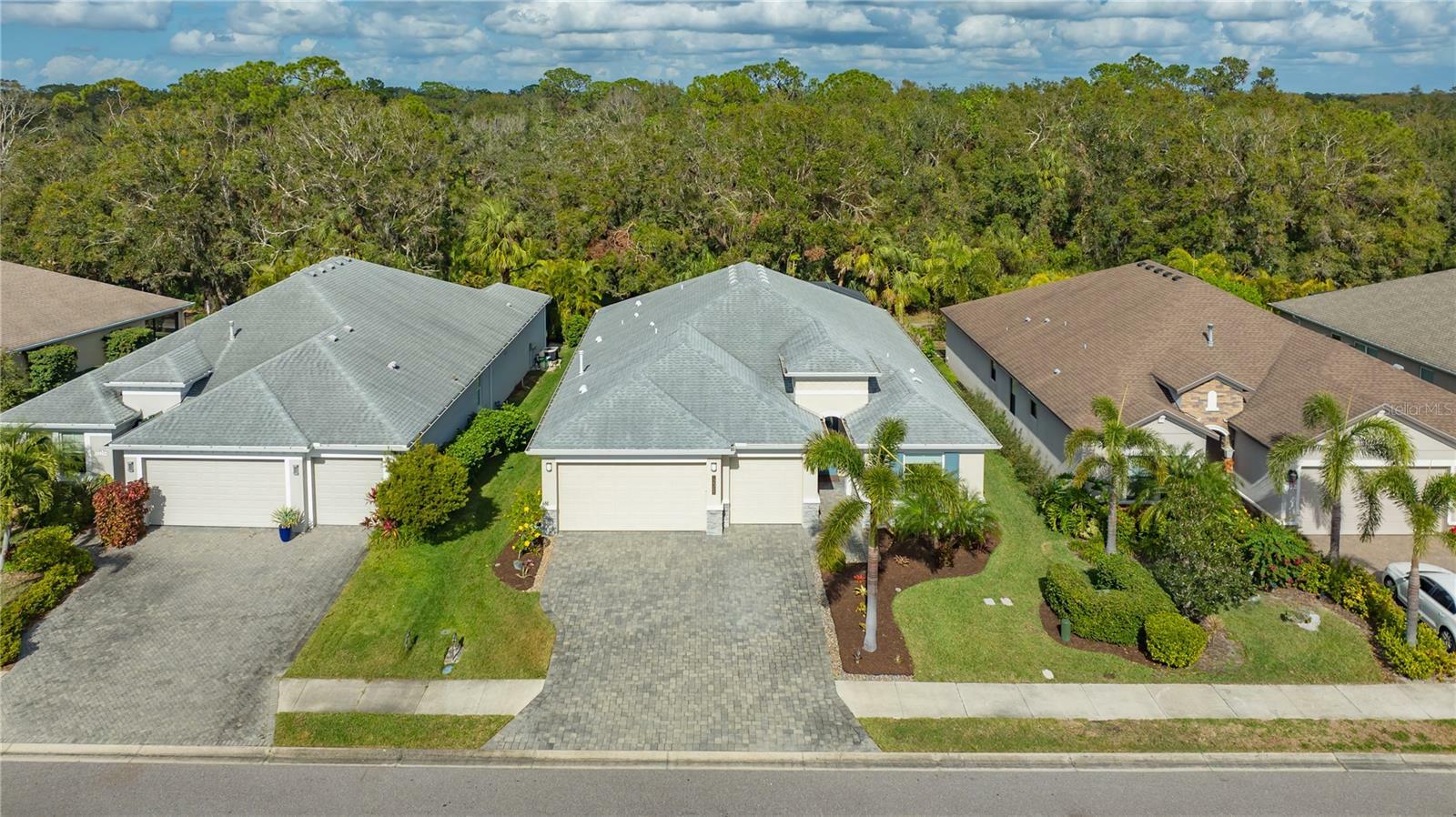 Property Photo:  12305 Goldenrod Avenue  FL 34212 