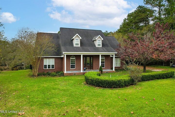 155 Burgetown Road  Carriere MS 39426 photo