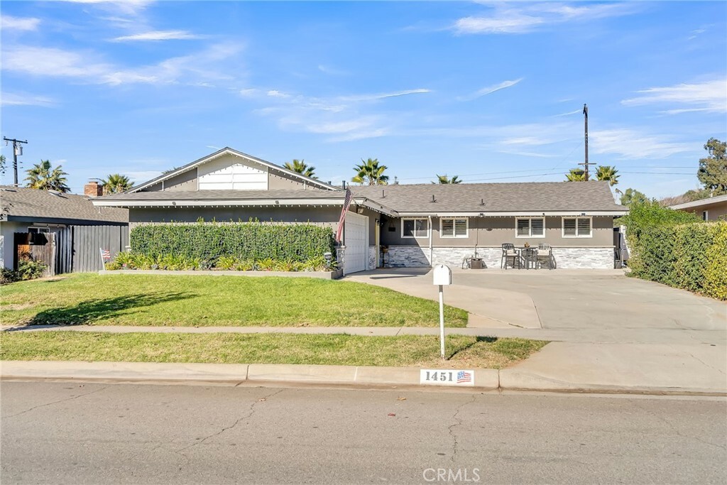 Property Photo:  1451 Laramie Avenue  CA 92374 