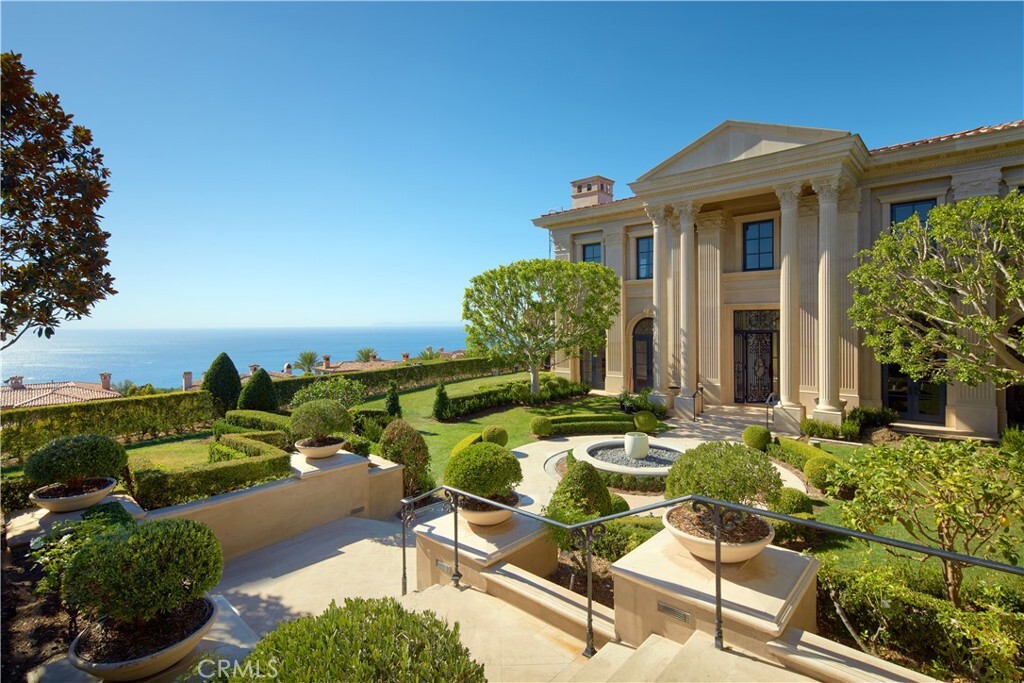 Property Photo:  9 Pelicans Drive  CA 92657 