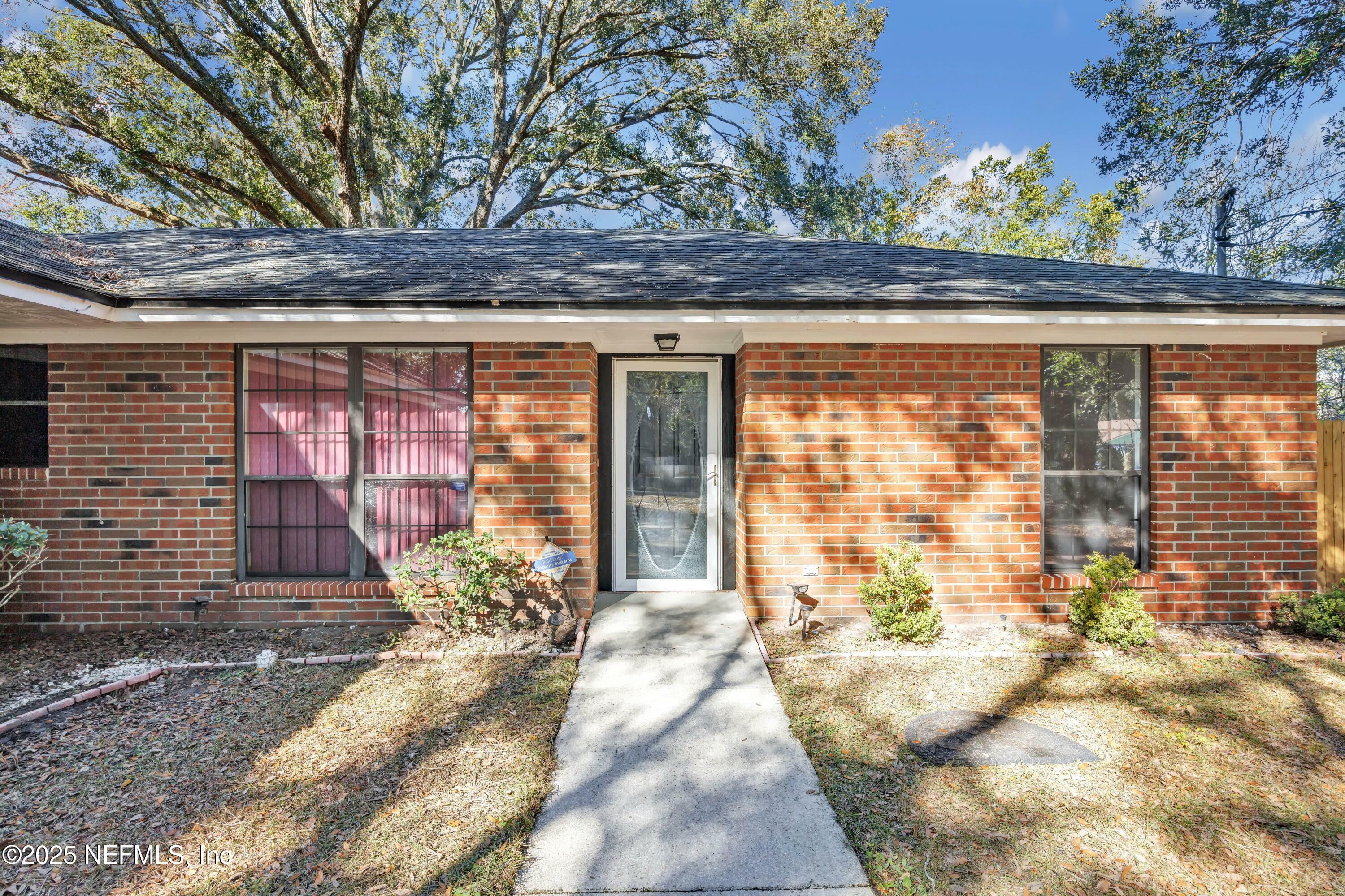 Property Photo:  7931 118th Street  FL 32244 