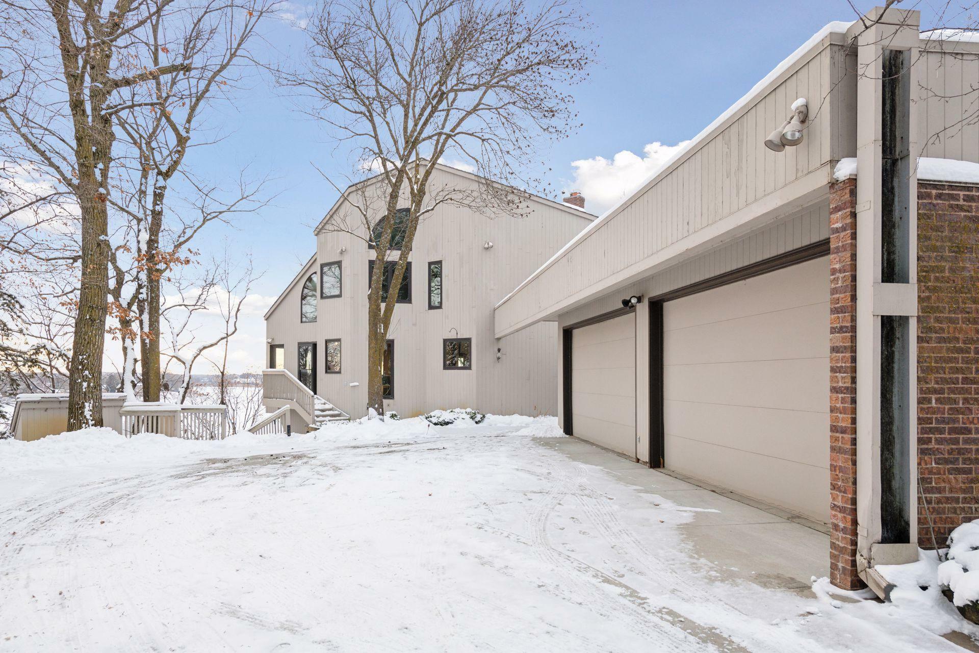 Property Photo:  3305 Eagle Bluff Road  MN 55364 