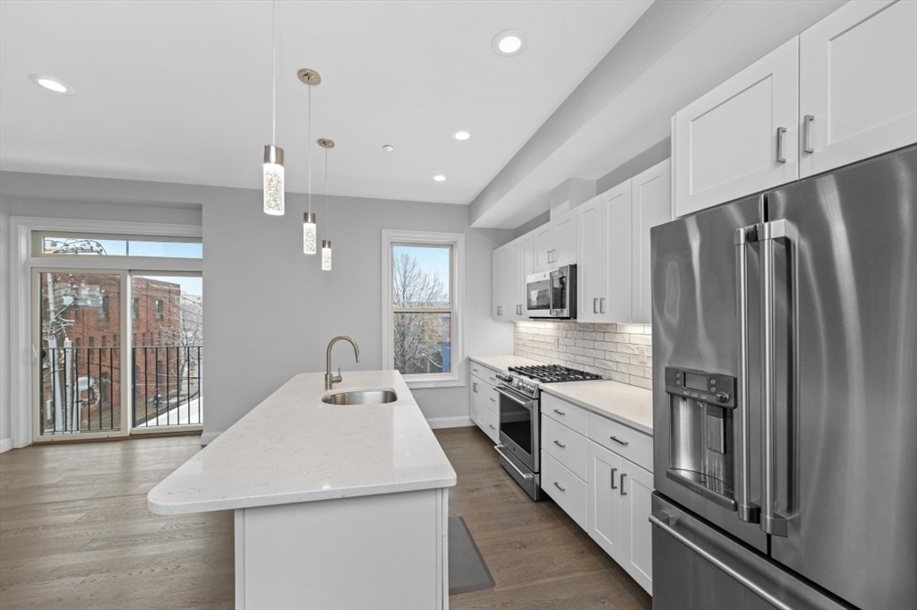 Property Photo:  40 Medford Street 303  MA 02143 