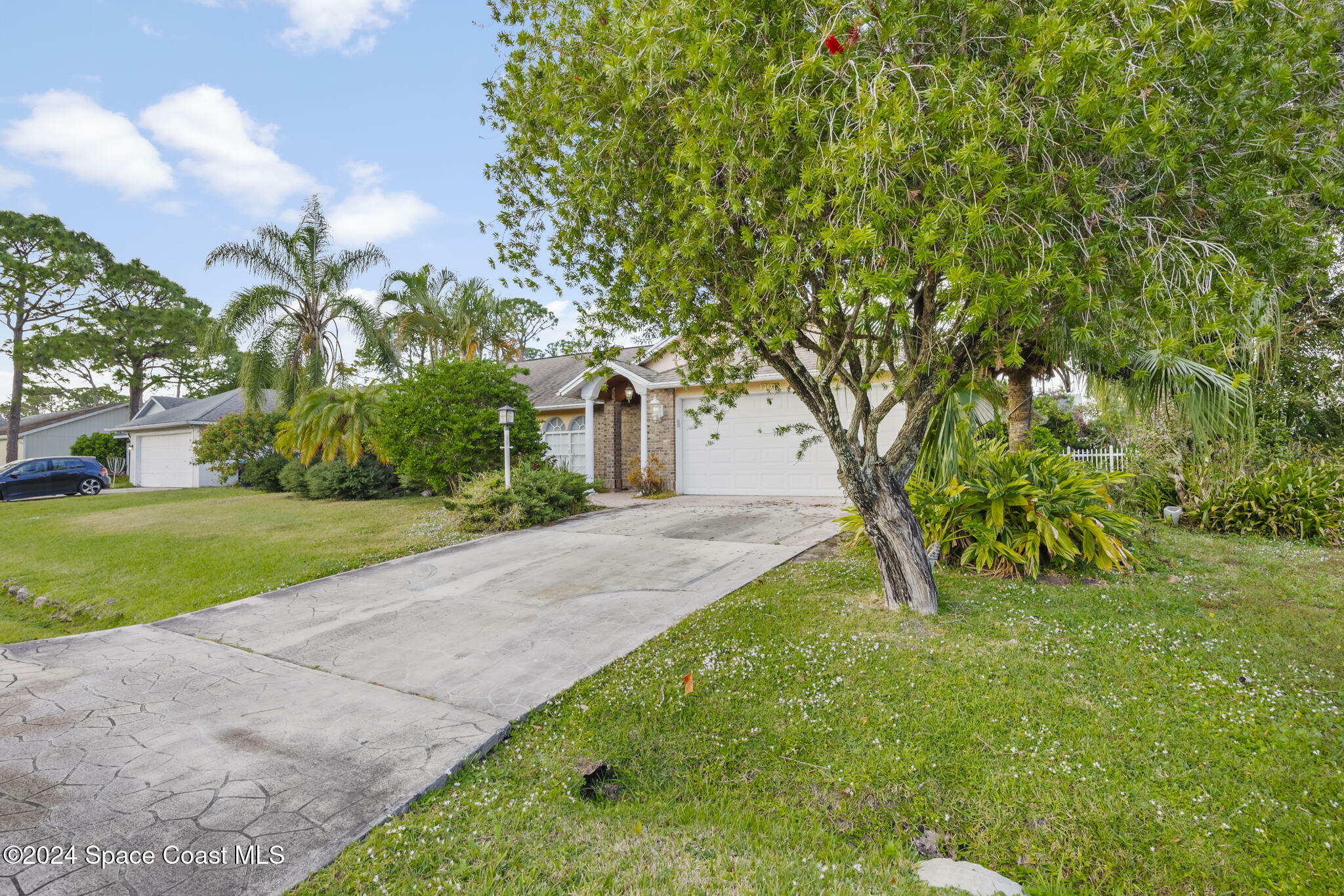 Property Photo:  1701 Eatonia Street NW  FL 32907 