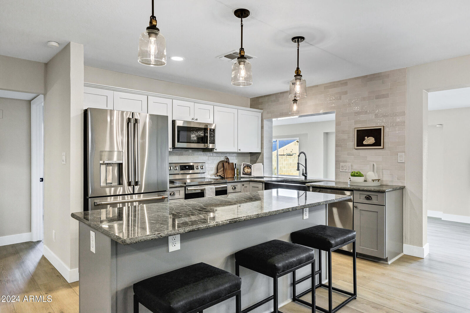 Property Photo: 3701 W Phelps Road AZ 85053