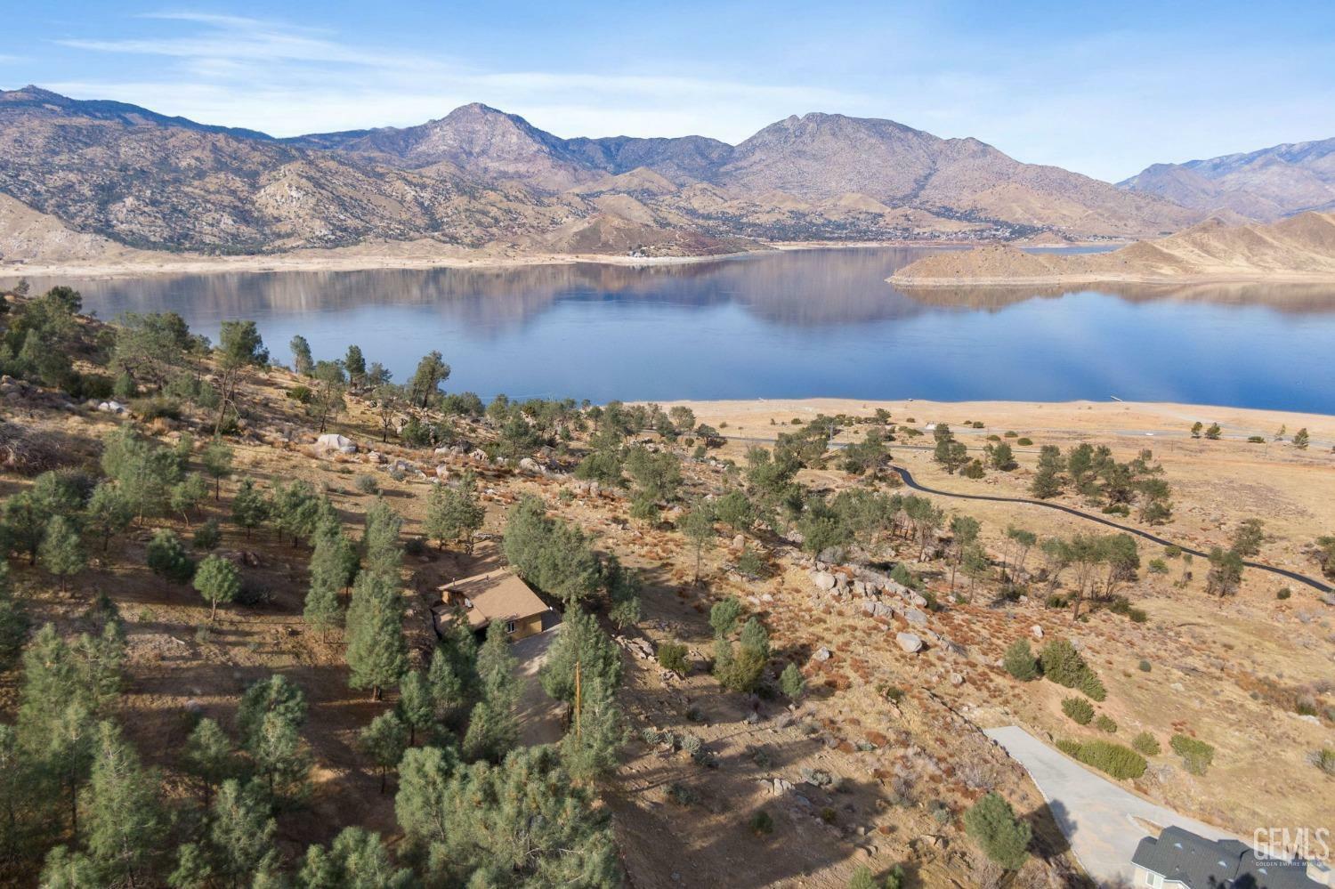 Property Photo: 4652 Falcon Drive CA 93240