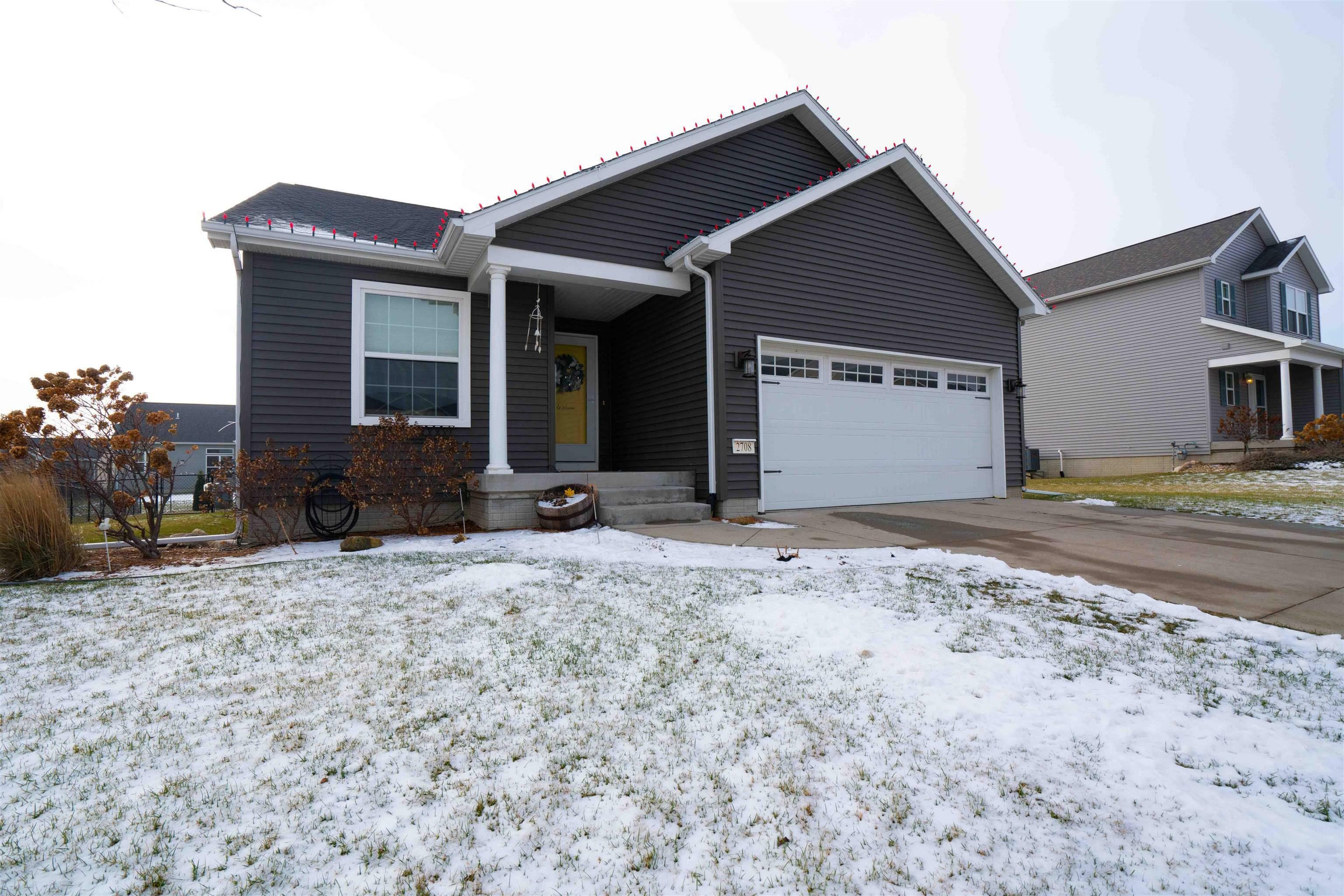 Property Photo:  2708 Arbor Way Boulevard  IA 50613 