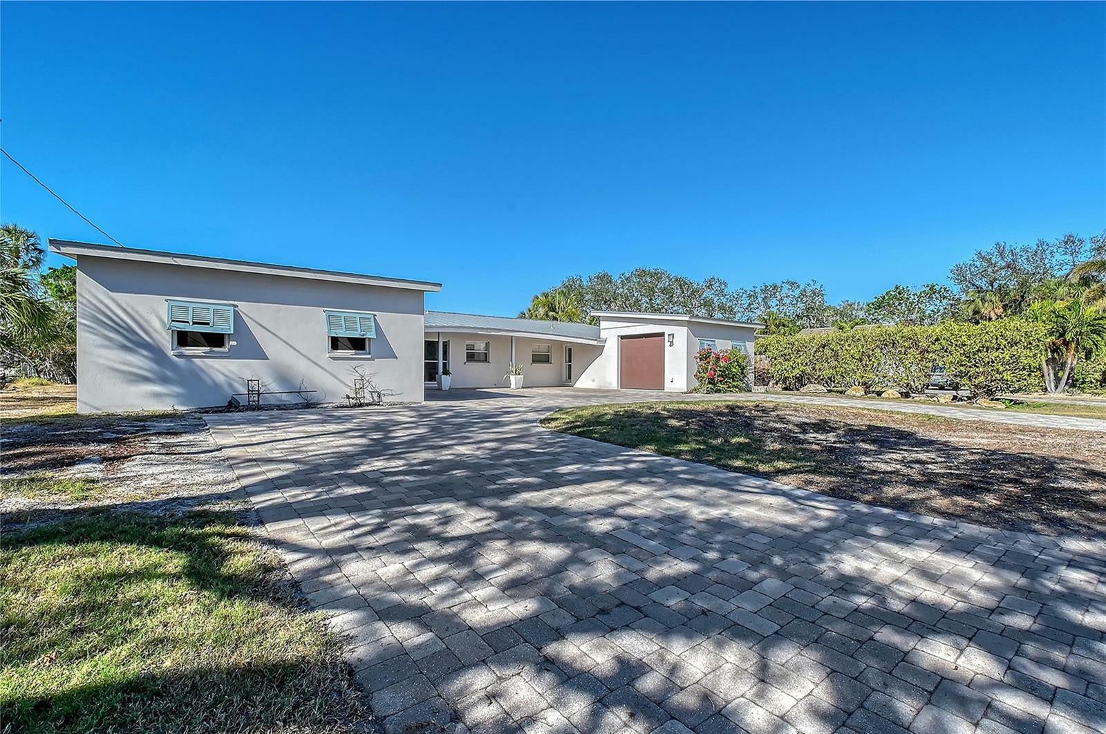 Property Photo:  5072 Higel Avenue  FL 34242 