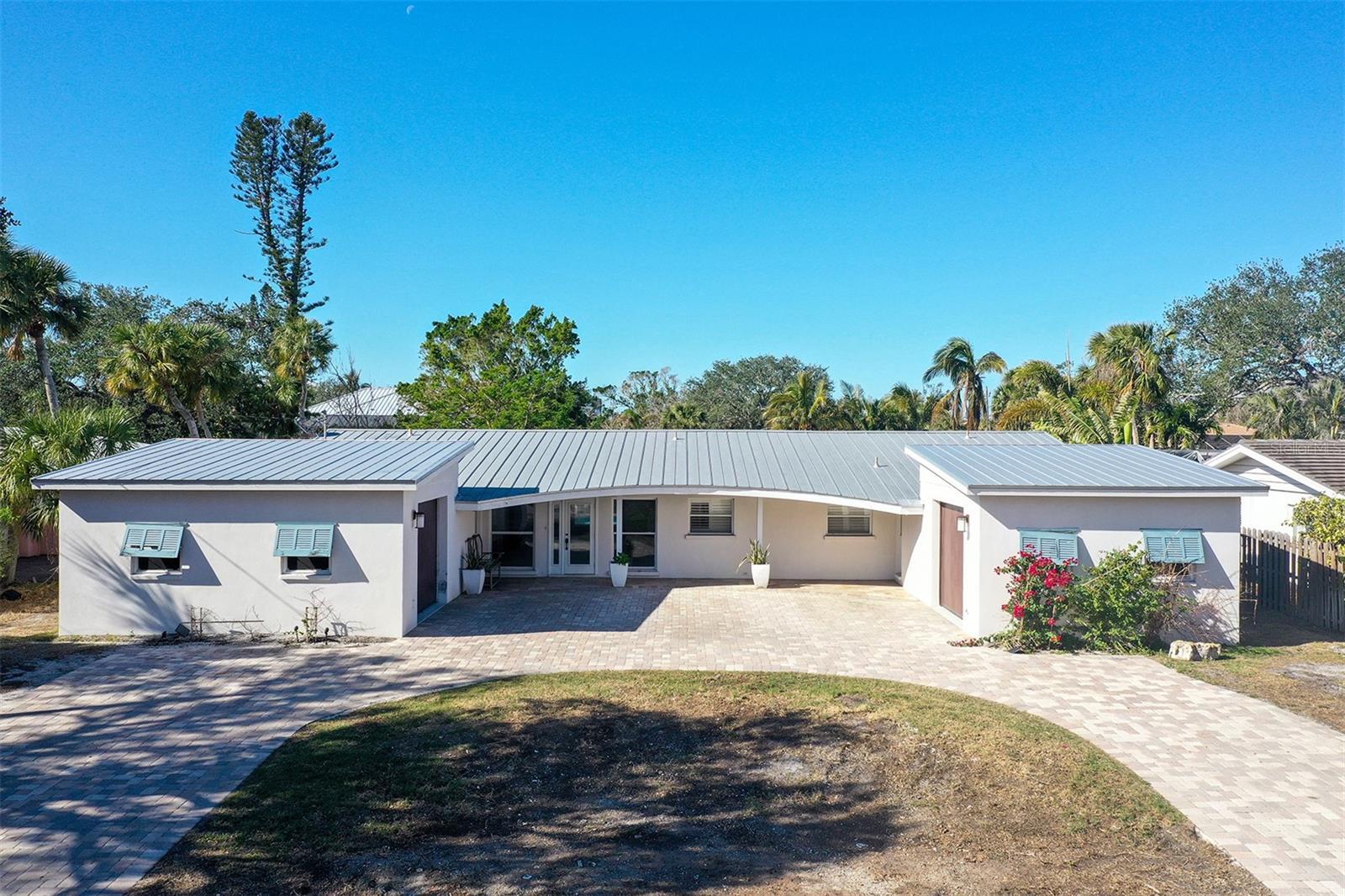 Property Photo: 5072 Higel Avenue FL 34242