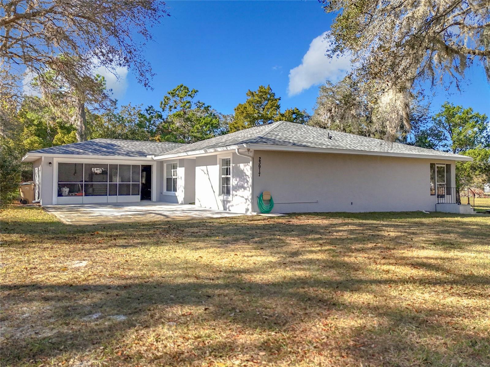 Property Photo:  23917 Kays Way  FL 34705 