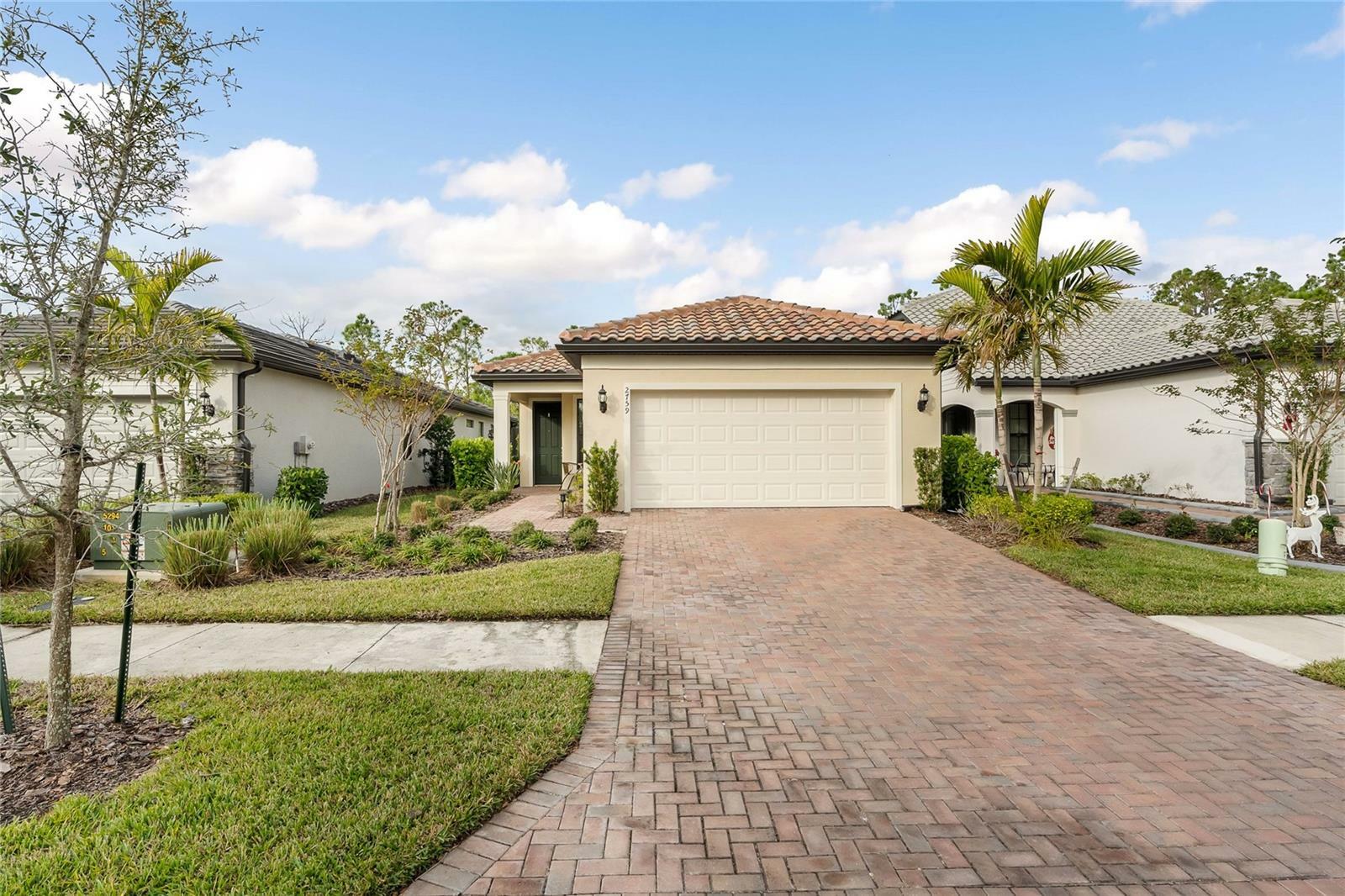 Property Photo:  2759 Lavandula Court  FL 34289 