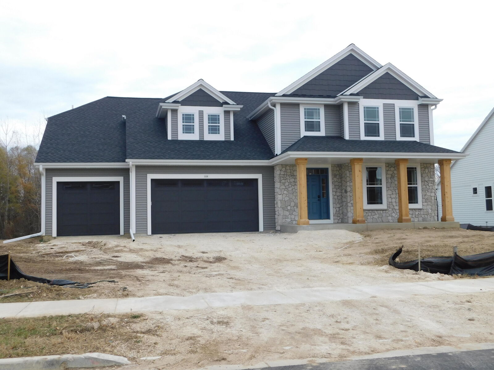 Property Photo:  208 Candleberry Ln  WI 53024 