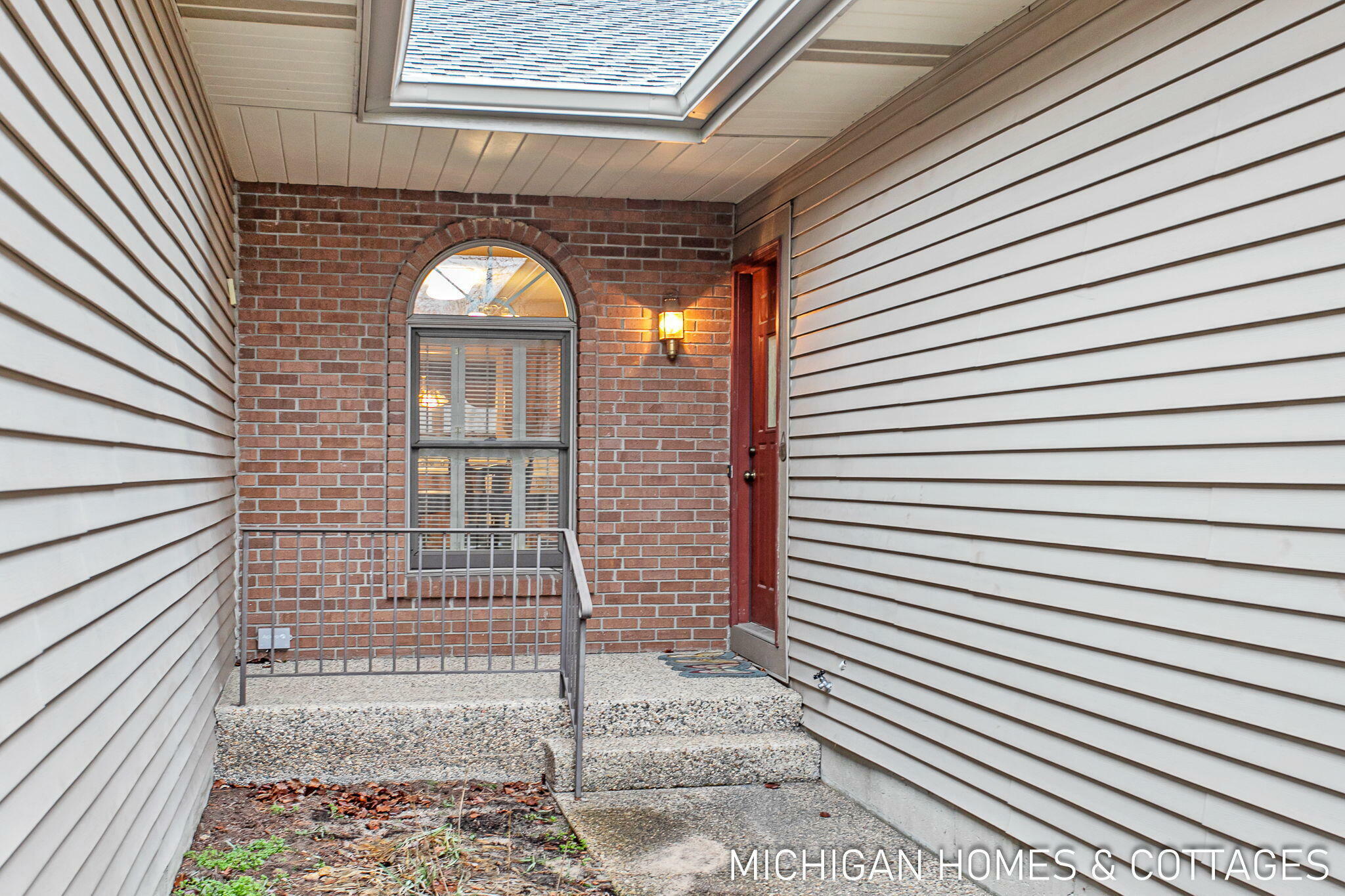 Property Photo:  603 Crestview Street  MI 49423 