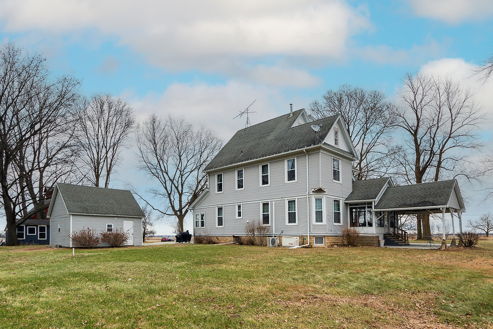 Property Photo:  3454 S State Route 115  IL 60901 