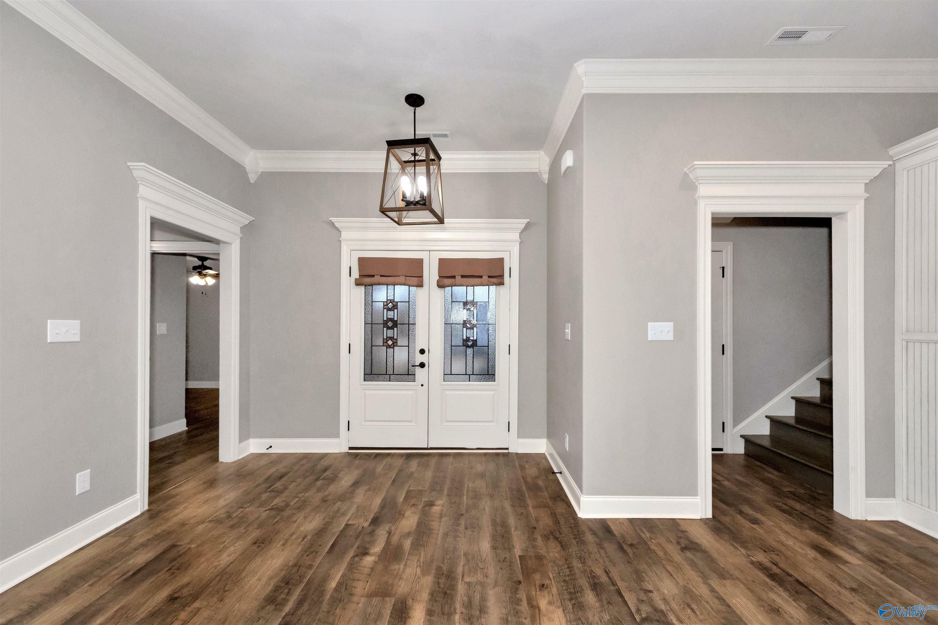 Property Photo: 17085 Stonegate Drive AL 35613