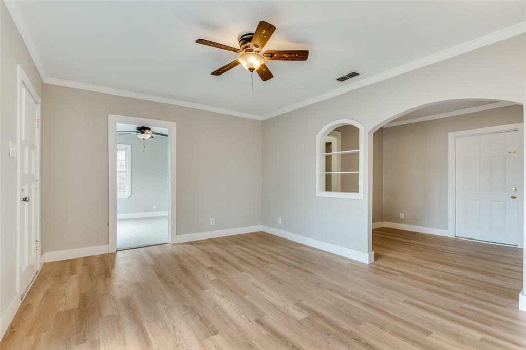 Property Photo:  2629 Bowling Green Avenue  TX 75216 