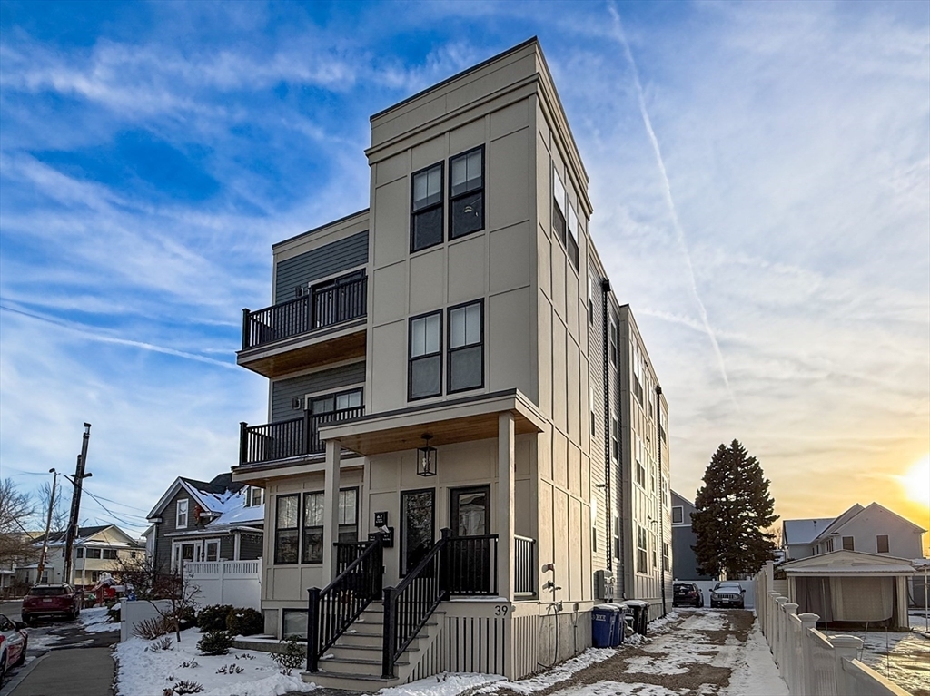 Property Photo: 39 Murdock St 1 MA 02145