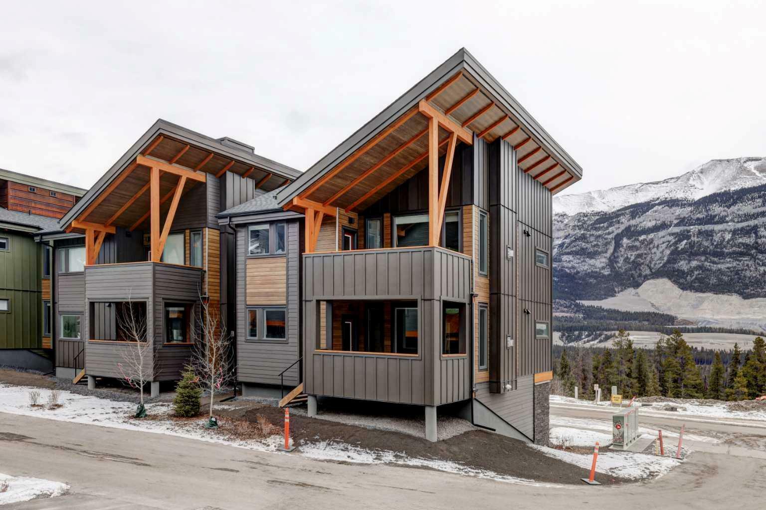 209 Stewart Creek Rise 202F  Canmore AB T1W 0G6 photo