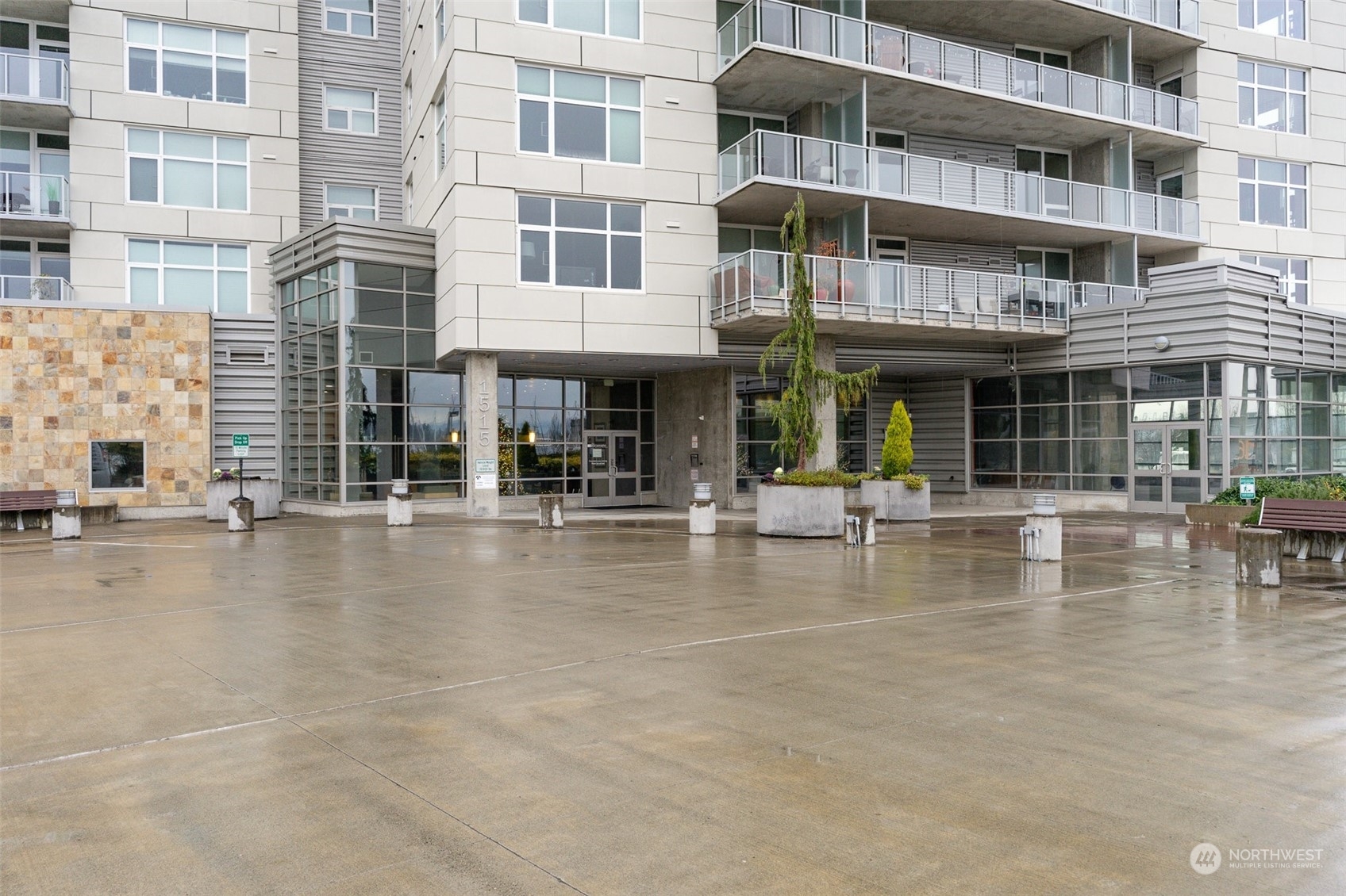 Property Photo:  1515  Dock Street 210  WA 98402 