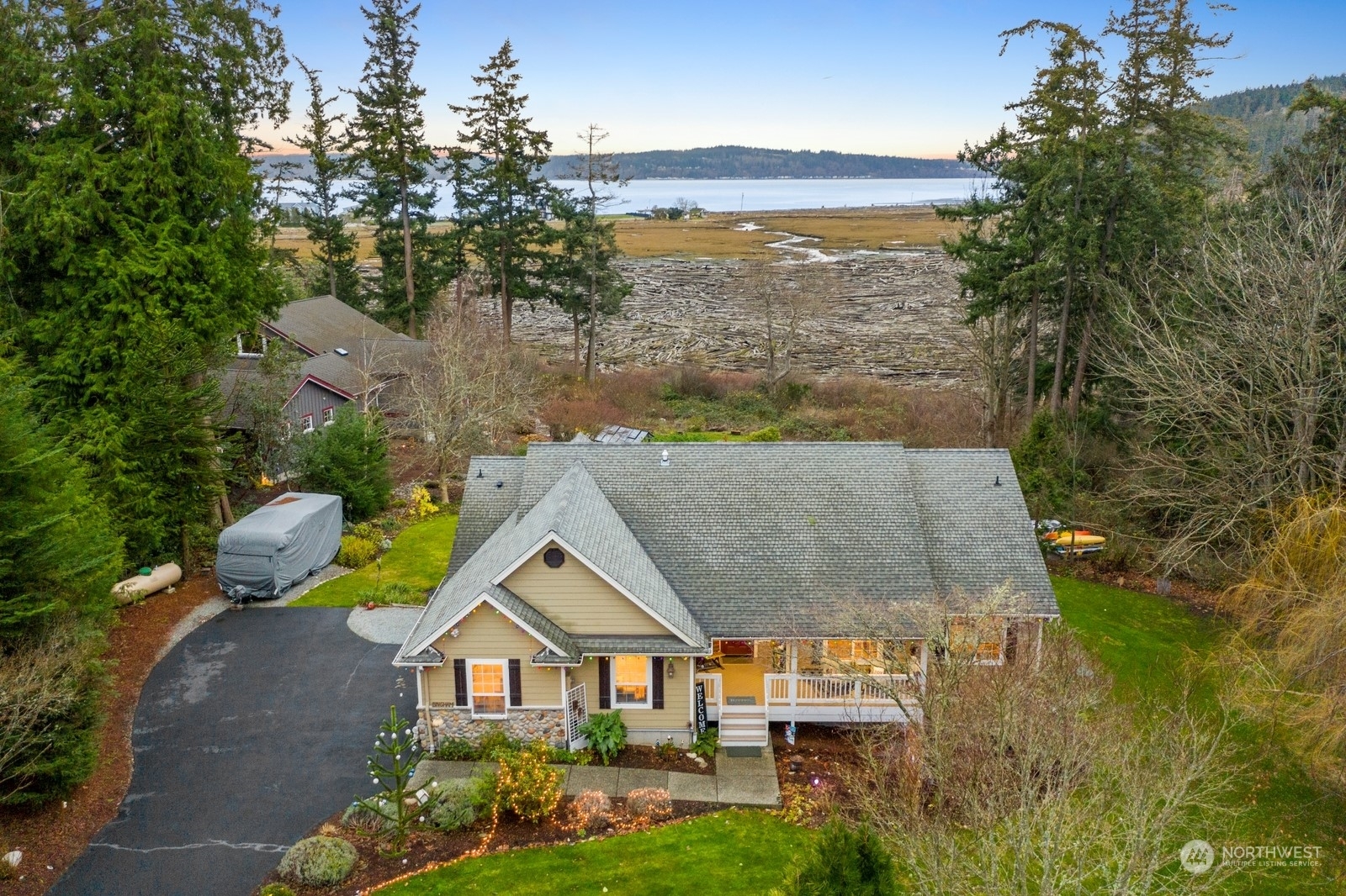 Property Photo: 253 Sukyma Lane WA 98282