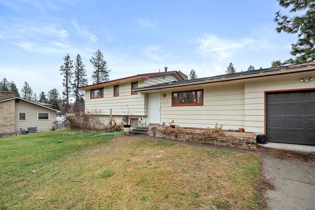 Property Photo:  13310 E Blossey Ave  WA 99216 