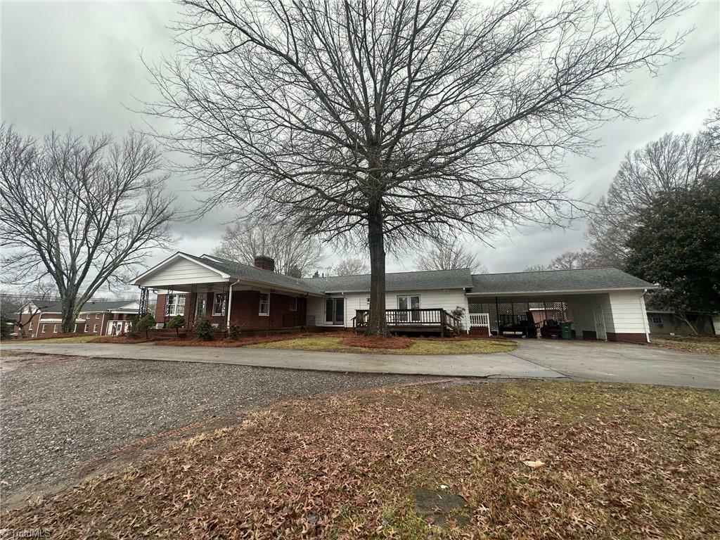 Property Photo:  307 Main Street  NC 27048 